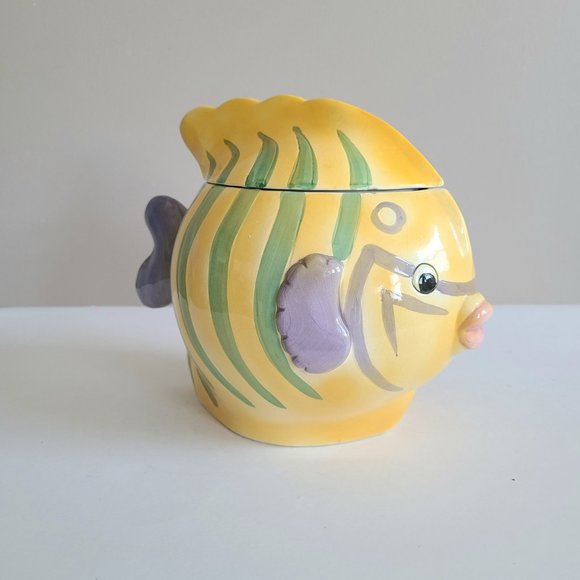 Vintage 1980s Fish shape cookie/biscuit jar. - Picture 4 of 13